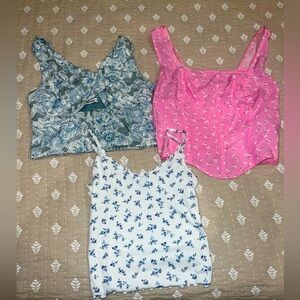 Floral crop top bundle!